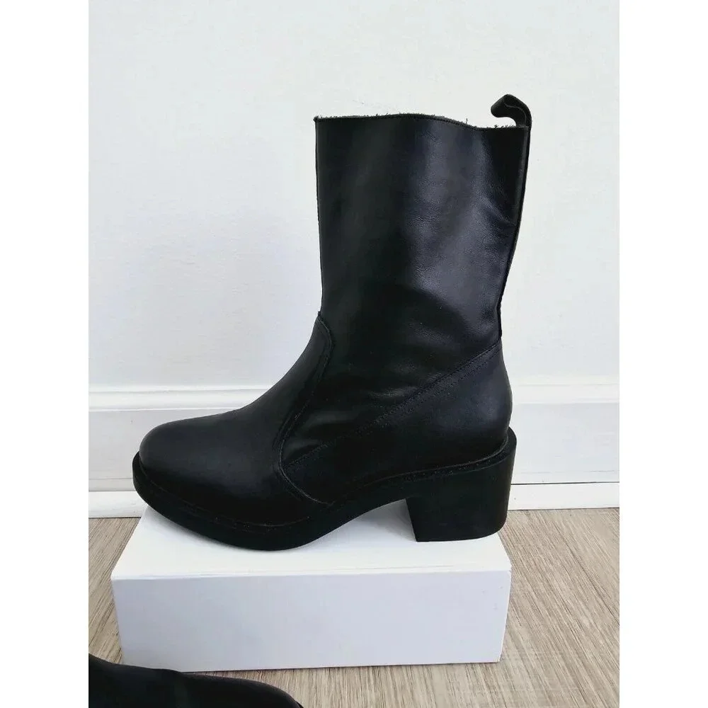 Andre Assous Gloria Chelsea Bootie Leather Black Biker Goth Block Heel Boots 9.5